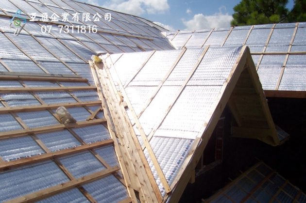 木結構屋頂_隔熱 1